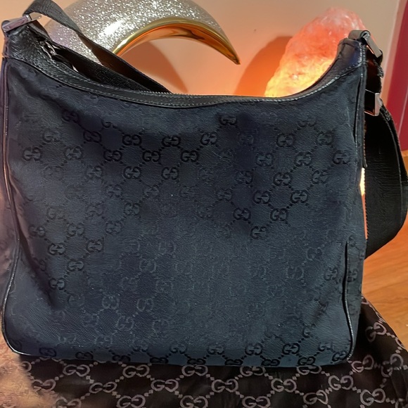 ♣️Gucci Messenger Adjustable♣️ - Picture 5 of 17